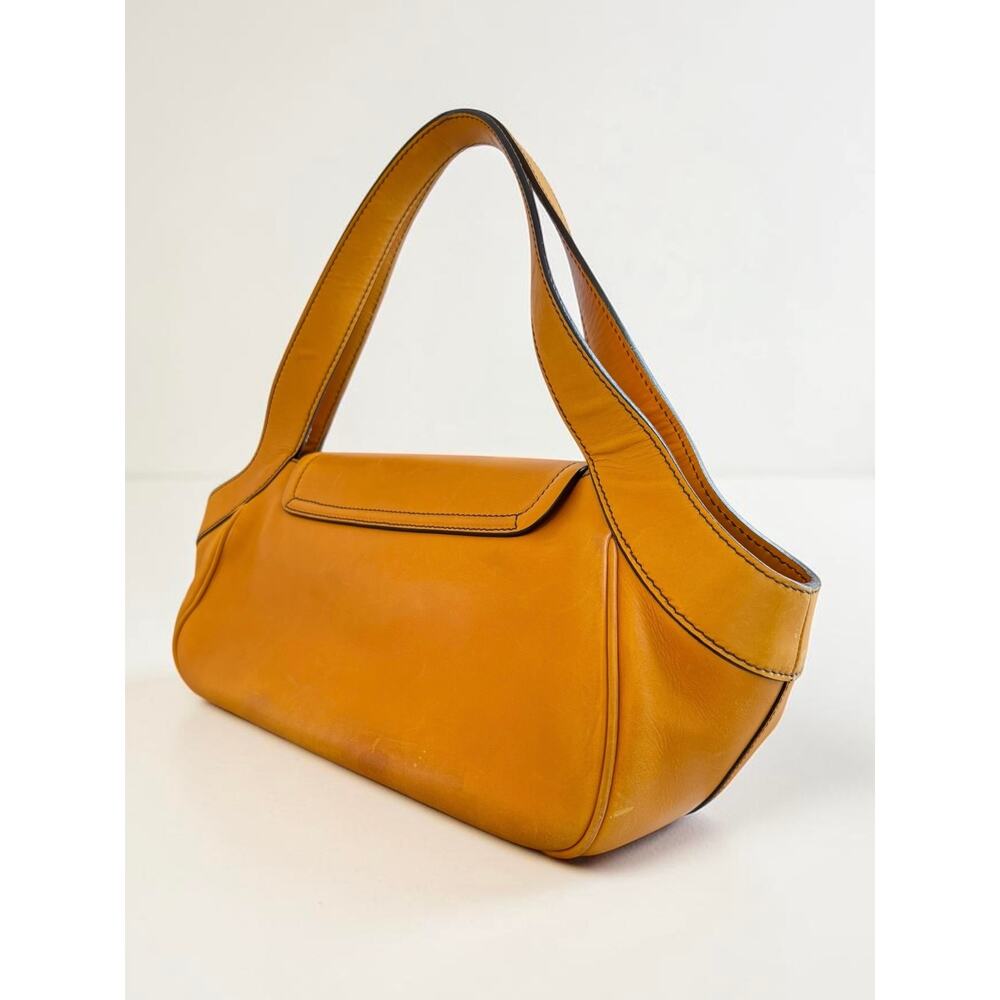 Prada Vitello Cuoio Vintage Cognac Brown Brogue Buckle Shoulder bag - Picture 5 of 11
